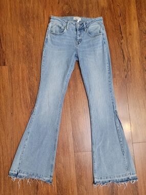 Shyanne Women's Flare Leg Stretch Denim Jeans 27w 32L